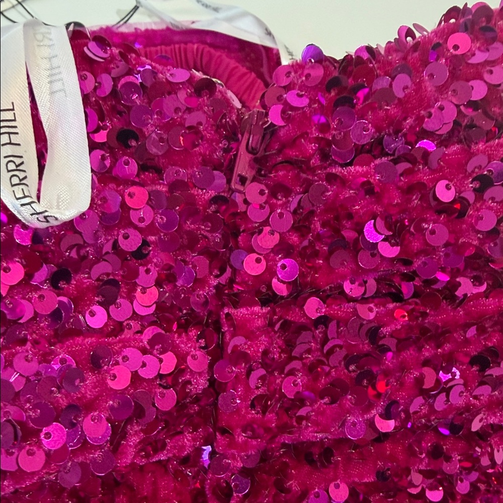 NWT Sherri Hill Fuchsia Sequins Gown Size 0 One Shoulder High Slit - Picture 13 of 15